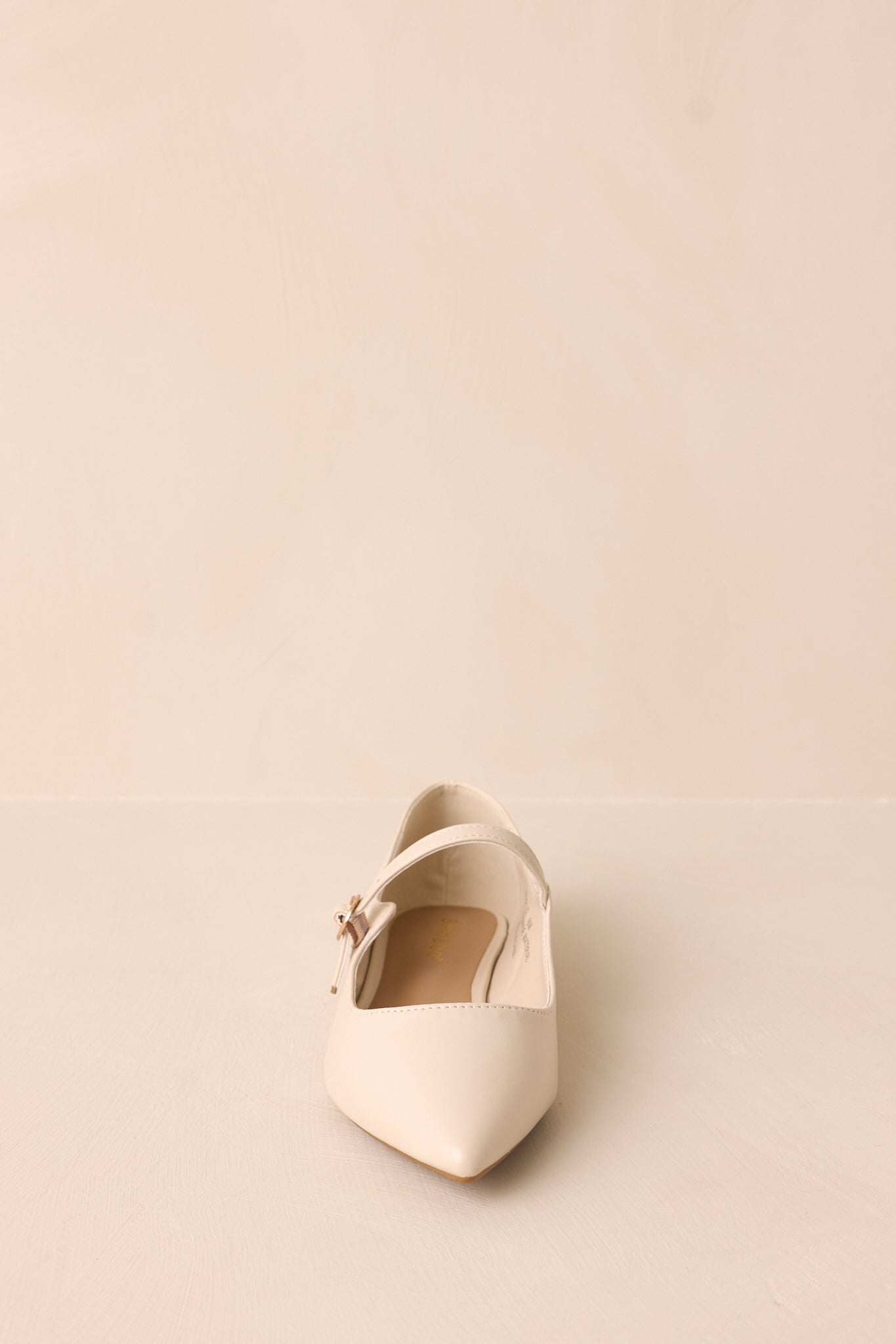 Frostveil Mantle Ivory Pointed-Toe Flats