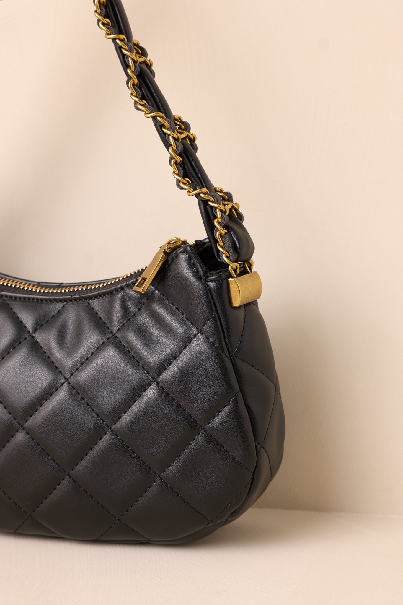 Jaded Serenade Black Quilted Handbag