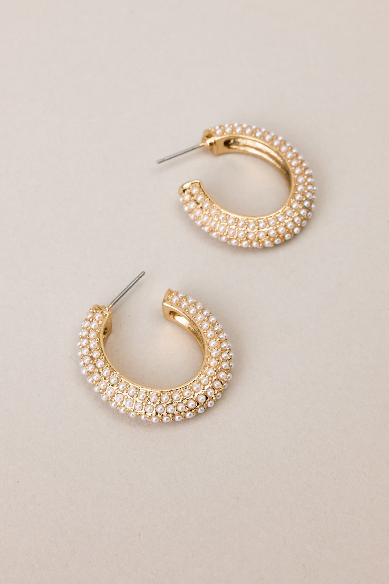 Golden Sands Pearl Hoop Earrings - Red Dress